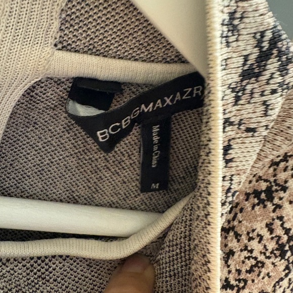 BCBGMaxAzria Snake Print Fit/Flare cap sleeve mock neck Mini Dress size Medium - Picture 6 of 11